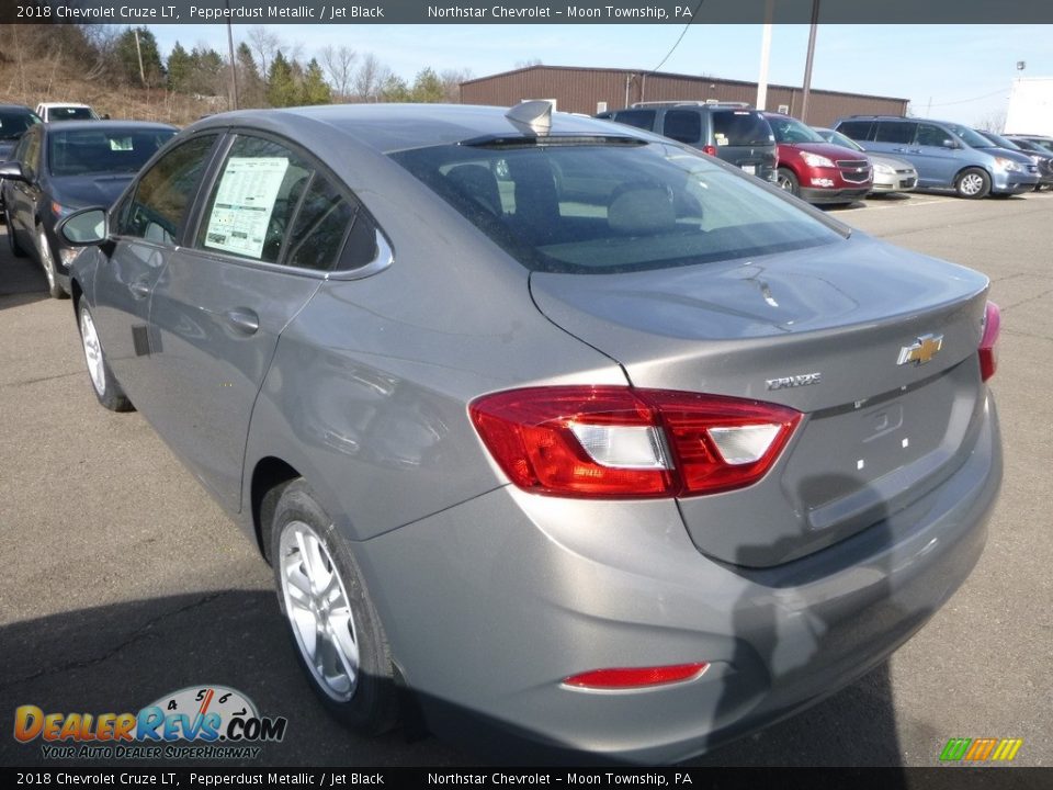 2018 Chevrolet Cruze LT Pepperdust Metallic / Jet Black Photo #3