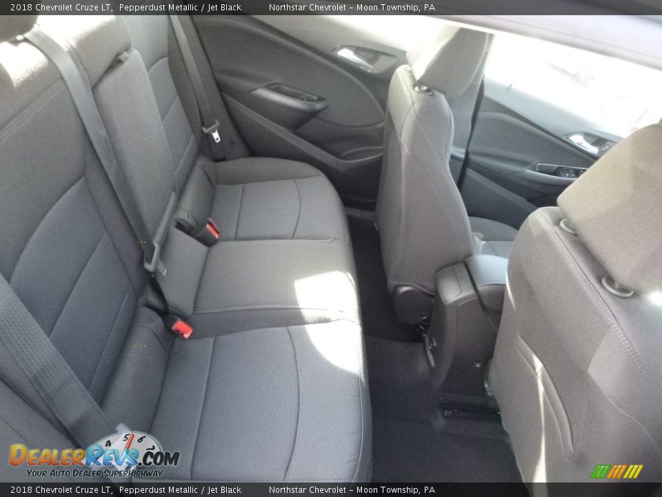 2018 Chevrolet Cruze LT Pepperdust Metallic / Jet Black Photo #12