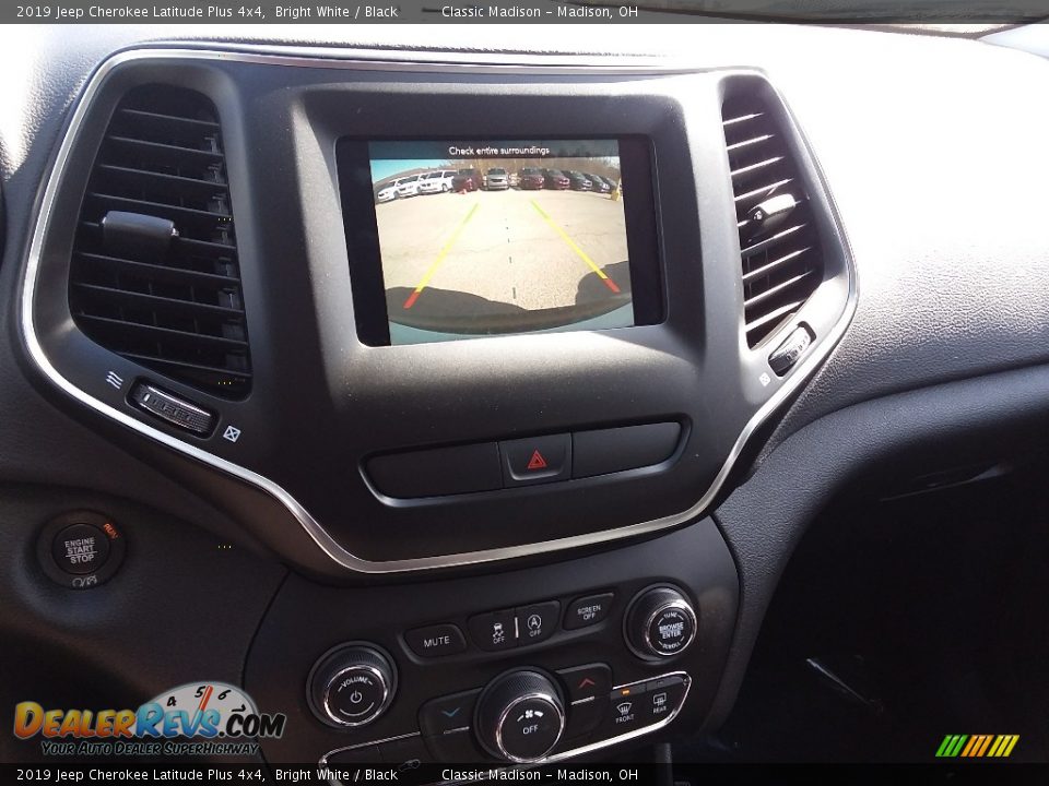 2019 Jeep Cherokee Latitude Plus 4x4 Bright White / Black Photo #5