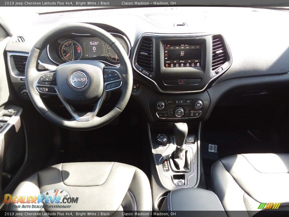 2019 Jeep Cherokee Latitude Plus 4x4 Bright White / Black Photo #7