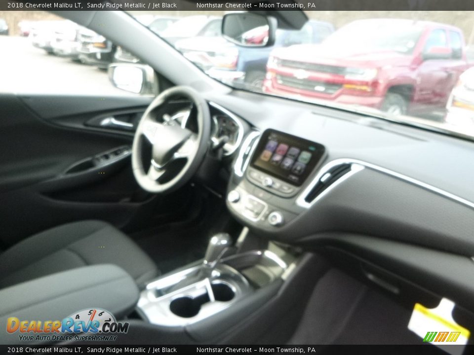 2018 Chevrolet Malibu LT Sandy Ridge Metallic / Jet Black Photo #11
