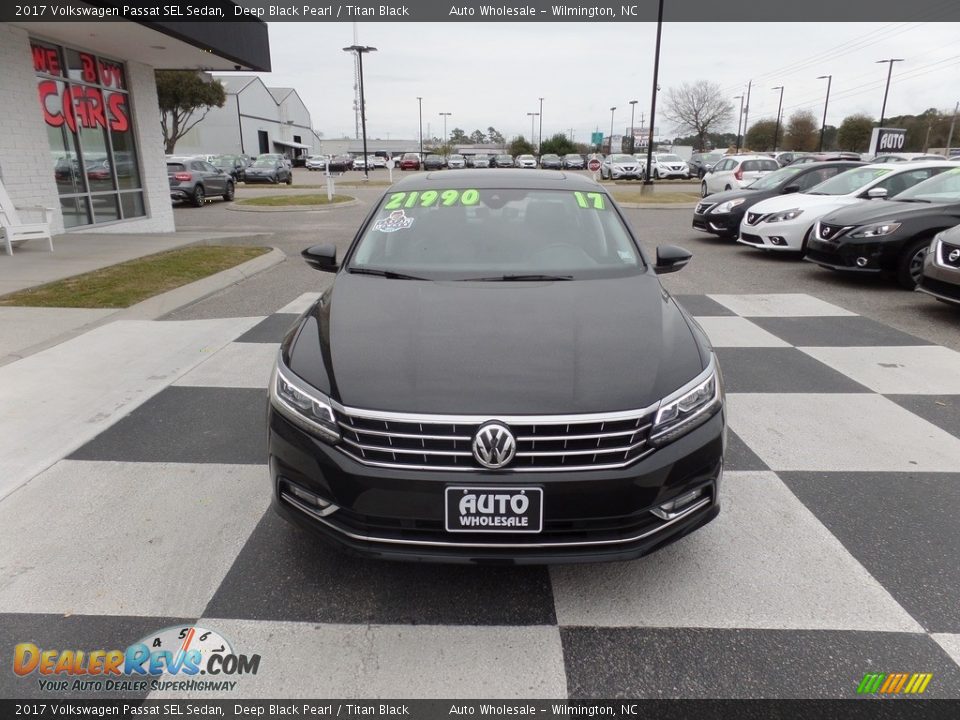 2017 Volkswagen Passat SEL Sedan Deep Black Pearl / Titan Black Photo #2