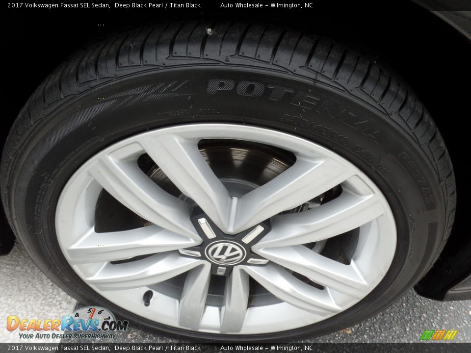 2017 Volkswagen Passat SEL Sedan Deep Black Pearl / Titan Black Photo #7