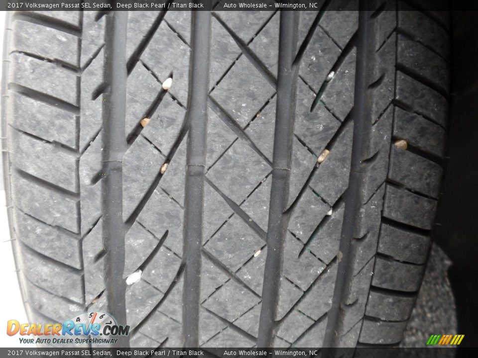 2017 Volkswagen Passat SEL Sedan Deep Black Pearl / Titan Black Photo #9