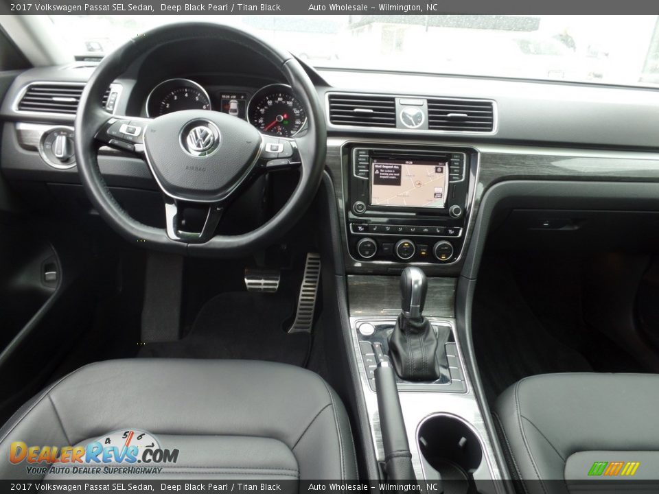 2017 Volkswagen Passat SEL Sedan Deep Black Pearl / Titan Black Photo #15