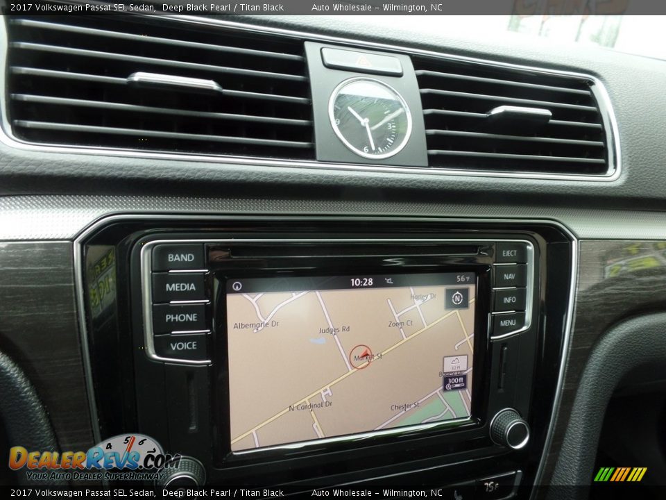 2017 Volkswagen Passat SEL Sedan Deep Black Pearl / Titan Black Photo #17