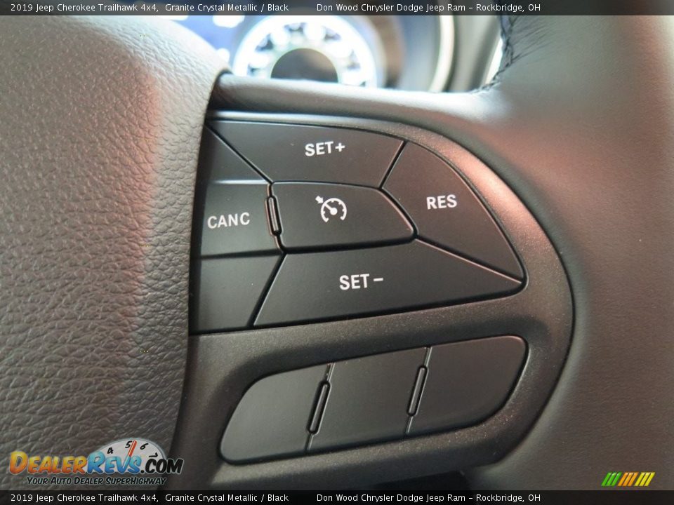 Controls of 2019 Jeep Cherokee Trailhawk 4x4 Photo #25