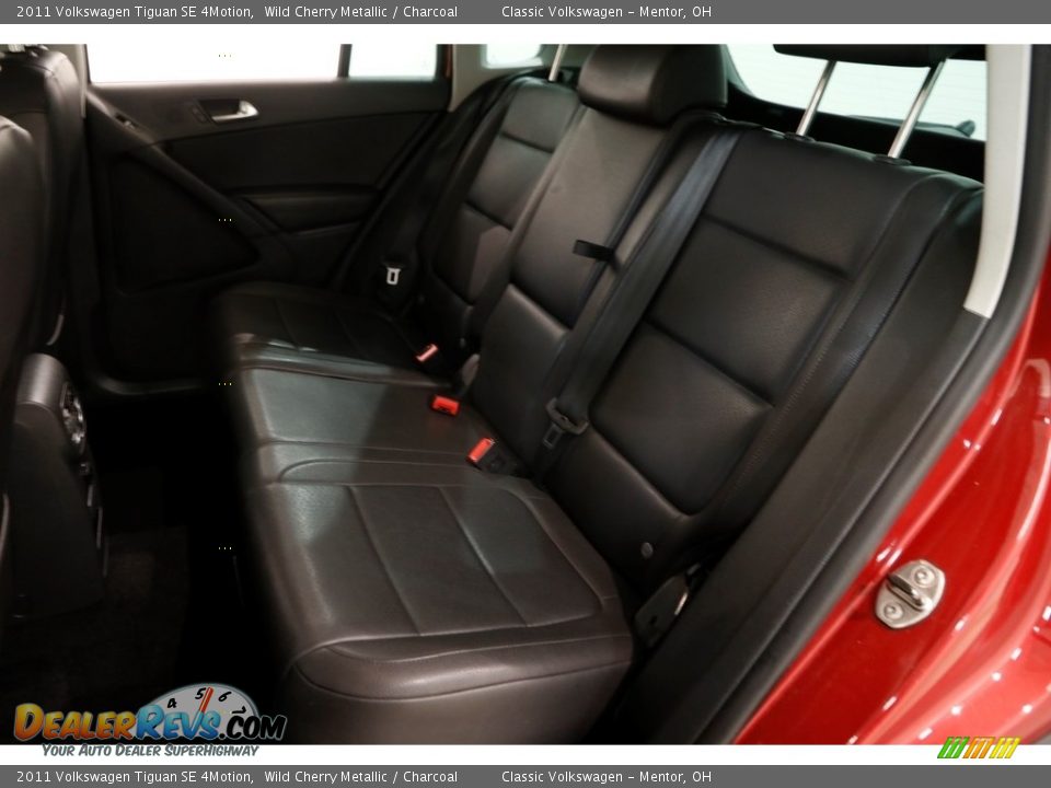 2011 Volkswagen Tiguan SE 4Motion Wild Cherry Metallic / Charcoal Photo #14