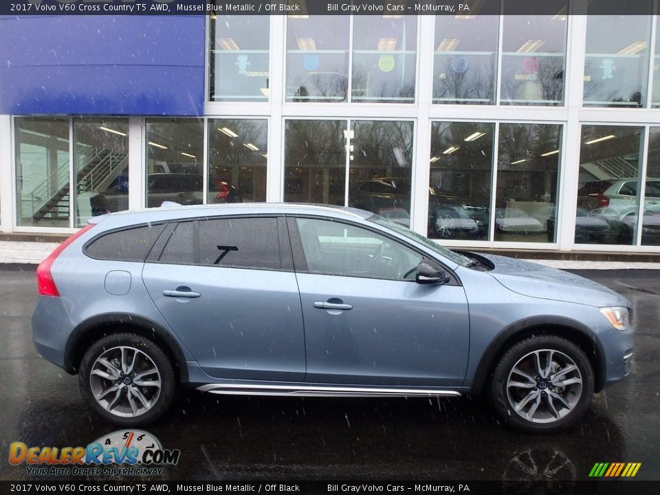 Mussel Blue Metallic 2017 Volvo V60 Cross Country T5 AWD Photo #2