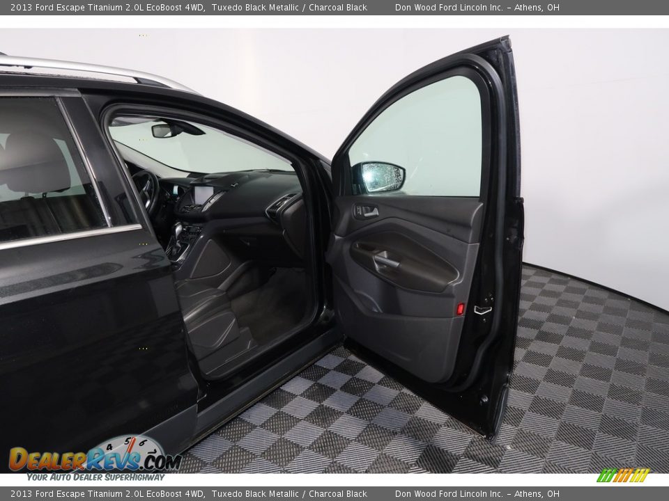 2013 Ford Escape Titanium 2.0L EcoBoost 4WD Tuxedo Black Metallic / Charcoal Black Photo #31