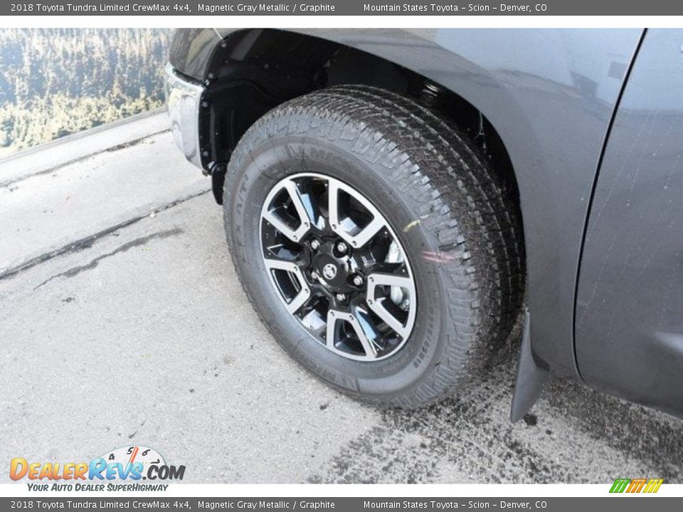 2018 Toyota Tundra Limited CrewMax 4x4 Magnetic Gray Metallic / Graphite Photo #32