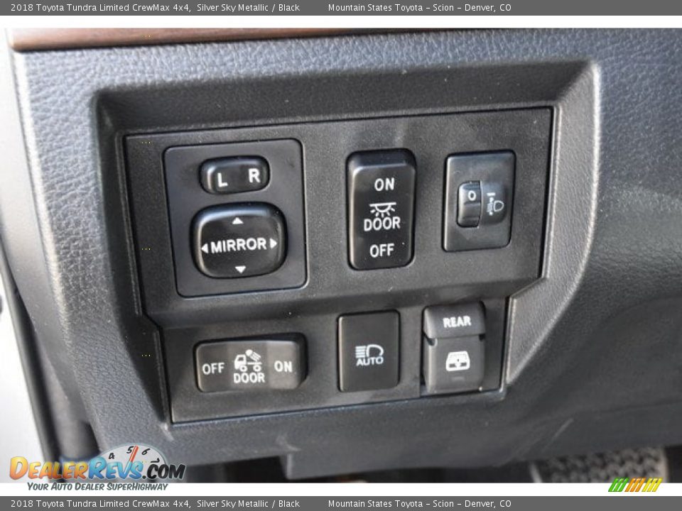 2018 Toyota Tundra Limited CrewMax 4x4 Silver Sky Metallic / Black Photo #25