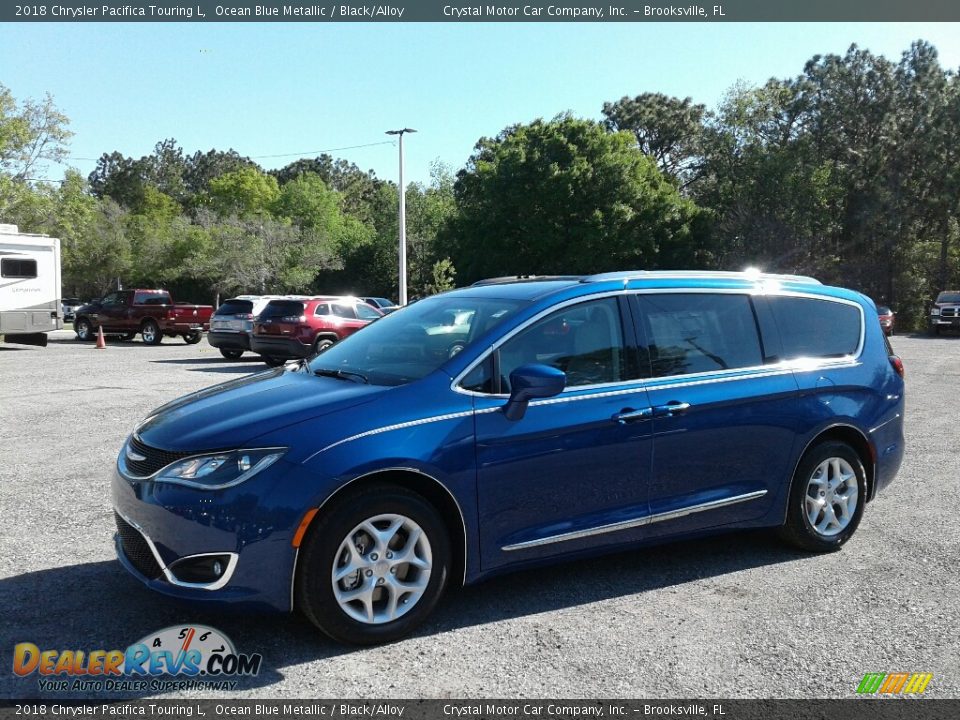2018 Chrysler Pacifica Touring L Ocean Blue Metallic / Black/Alloy Photo #1