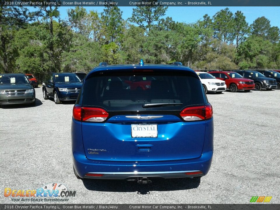 2018 Chrysler Pacifica Touring L Ocean Blue Metallic / Black/Alloy Photo #4