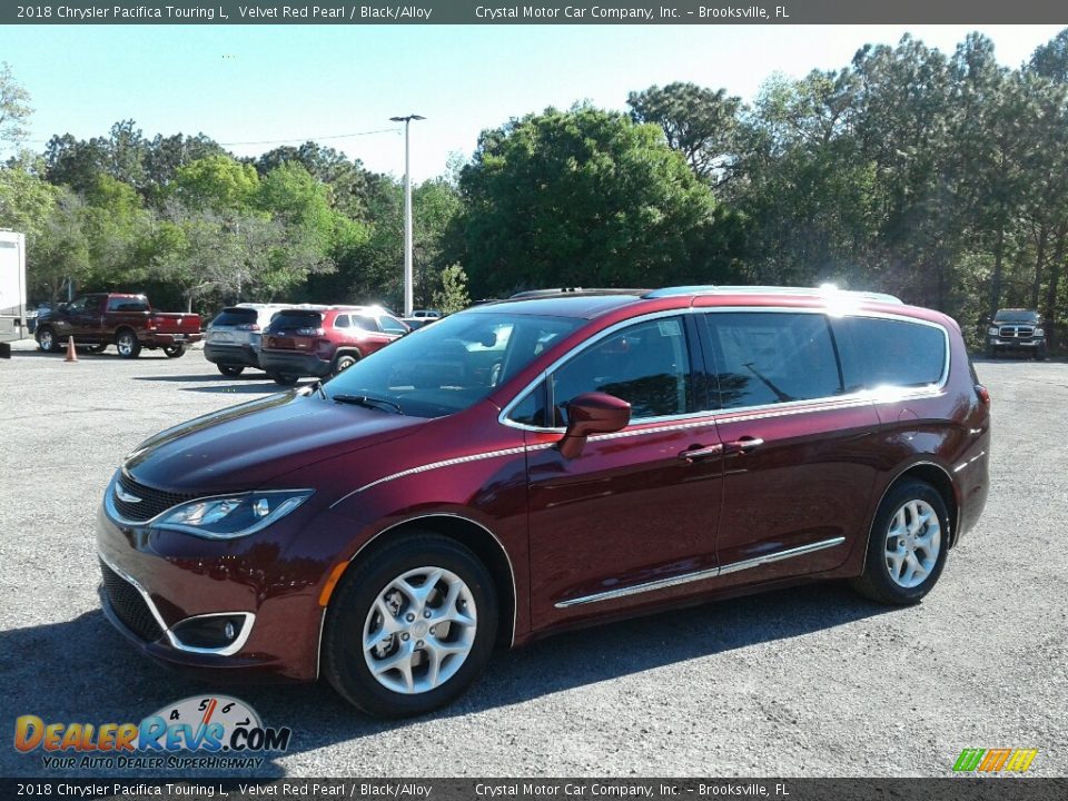 2018 Chrysler Pacifica Touring L Velvet Red Pearl / Black/Alloy Photo #1