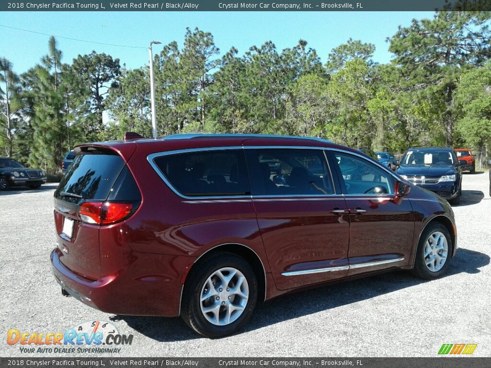 2018 Chrysler Pacifica Touring L Velvet Red Pearl / Black/Alloy Photo #5