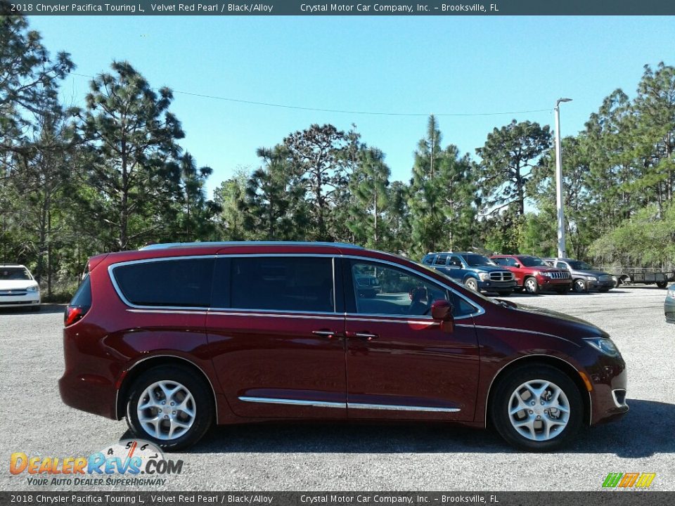 2018 Chrysler Pacifica Touring L Velvet Red Pearl / Black/Alloy Photo #6