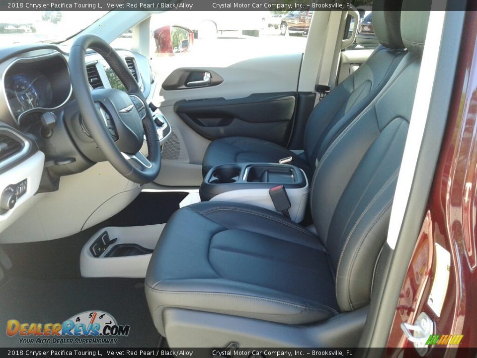 2018 Chrysler Pacifica Touring L Velvet Red Pearl / Black/Alloy Photo #9