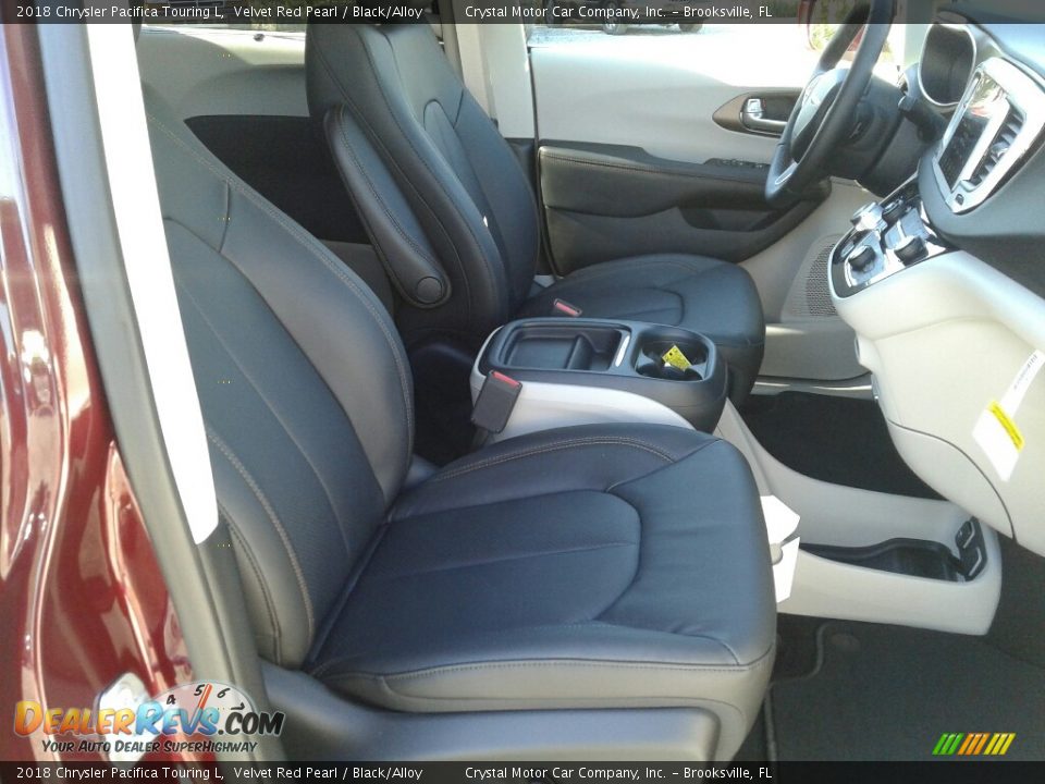 2018 Chrysler Pacifica Touring L Velvet Red Pearl / Black/Alloy Photo #12