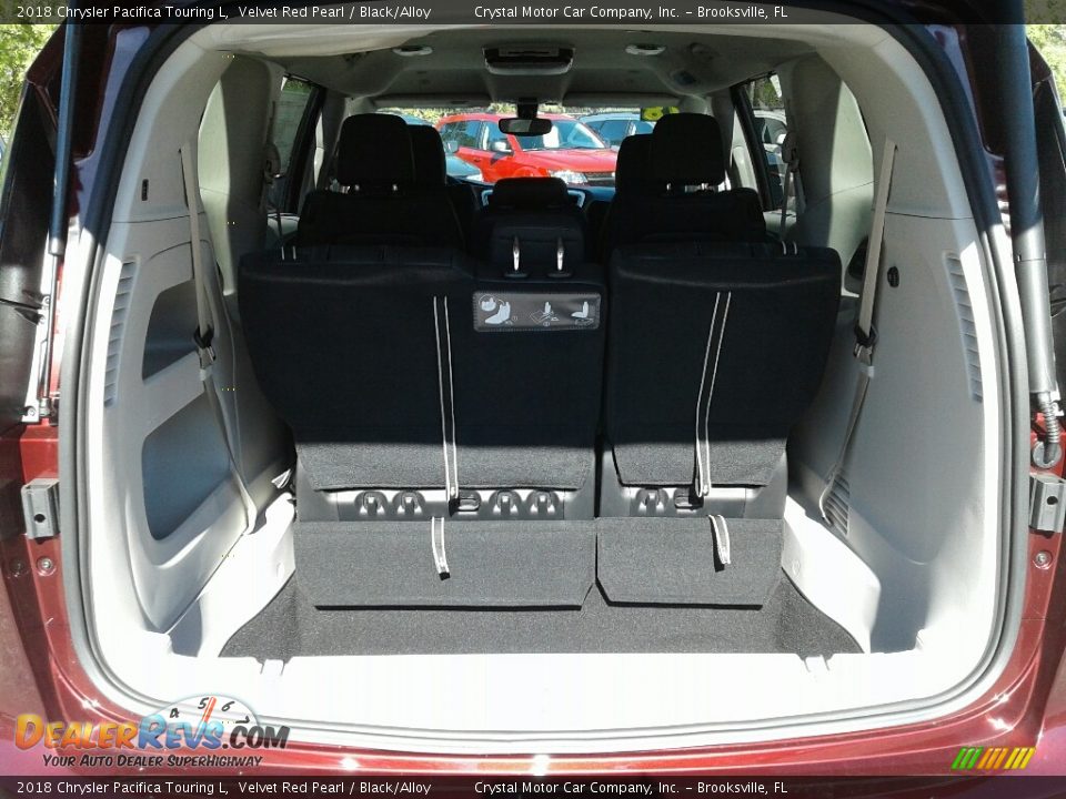 2018 Chrysler Pacifica Touring L Velvet Red Pearl / Black/Alloy Photo #19