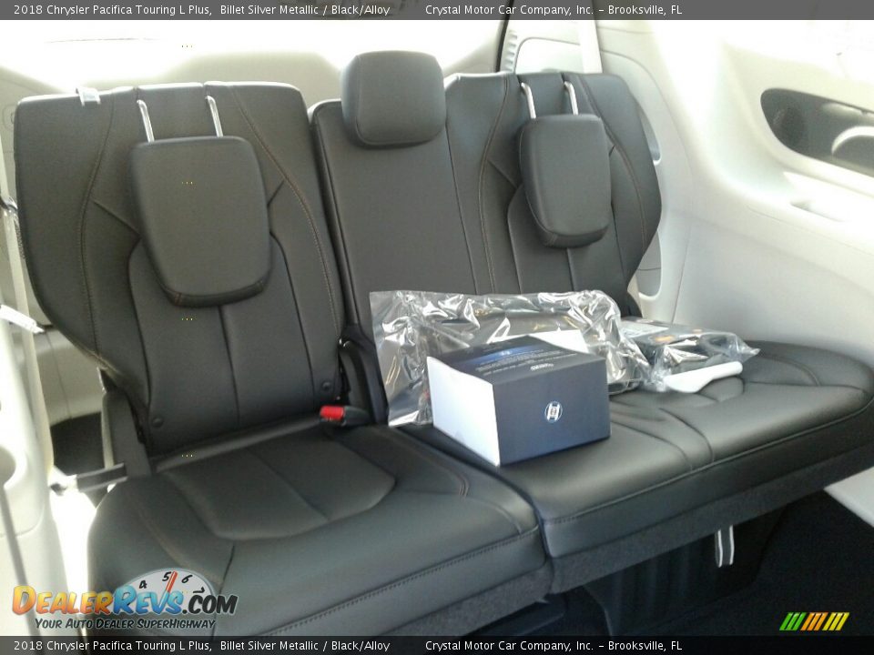 2018 Chrysler Pacifica Touring L Plus Billet Silver Metallic / Black/Alloy Photo #11