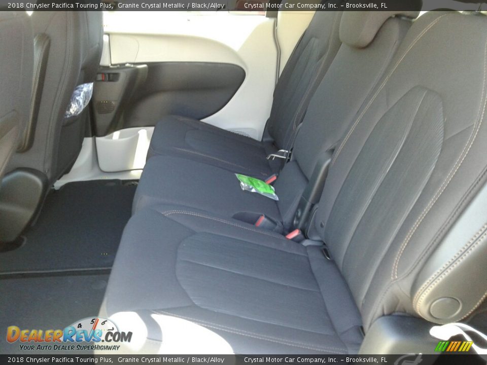 2018 Chrysler Pacifica Touring Plus Granite Crystal Metallic / Black/Alloy Photo #10