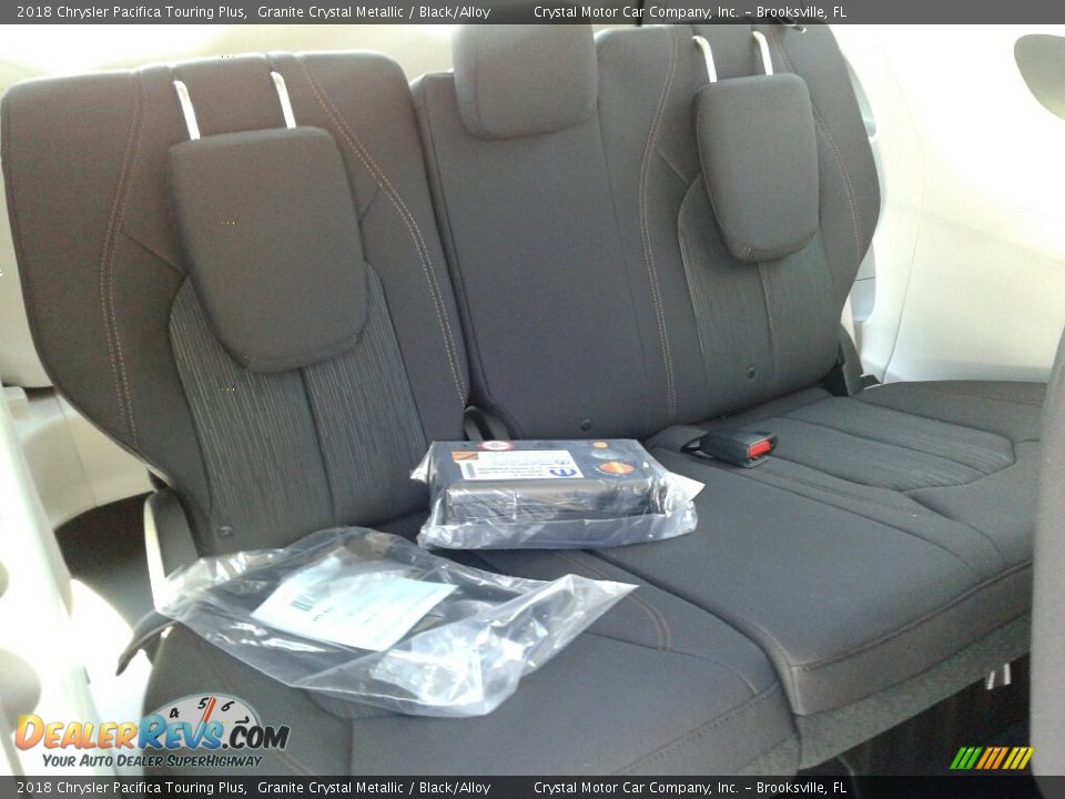 2018 Chrysler Pacifica Touring Plus Granite Crystal Metallic / Black/Alloy Photo #11