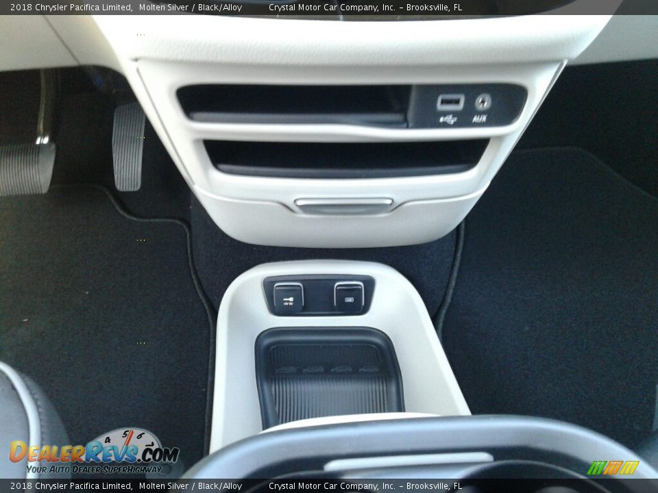 2018 Chrysler Pacifica Limited Molten Silver / Black/Alloy Photo #16