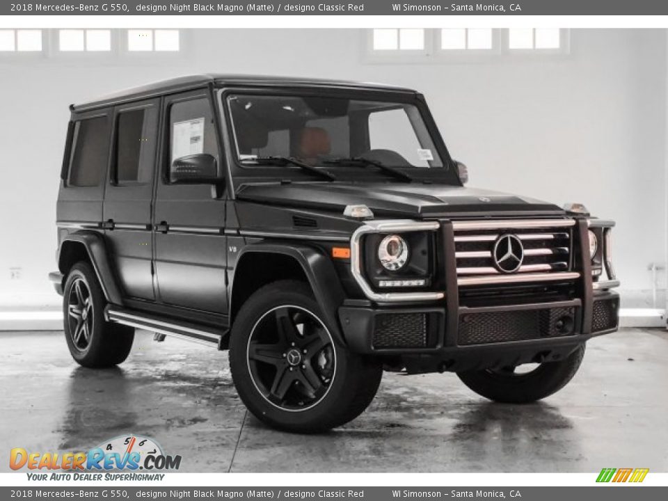 Front 3/4 View of 2018 Mercedes-Benz G 550 Photo #12
