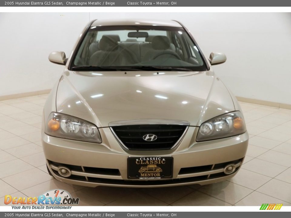 2005 Hyundai Elantra GLS Sedan Champagne Metallic / Beige Photo #2
