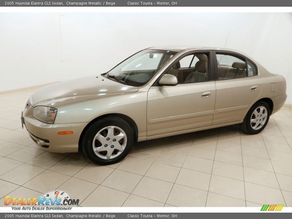2005 Hyundai Elantra GLS Sedan Champagne Metallic / Beige Photo #3