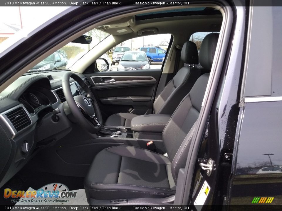 Front Seat of 2018 Volkswagen Atlas SEL 4Motion Photo #3