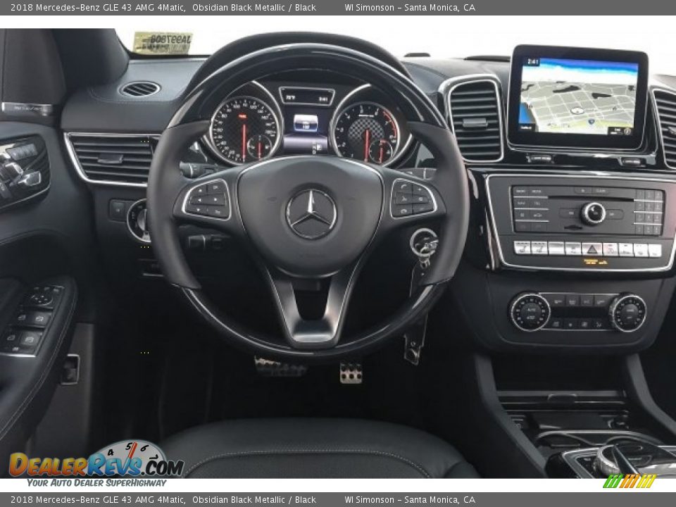 Dashboard of 2018 Mercedes-Benz GLE 43 AMG 4Matic Photo #4
