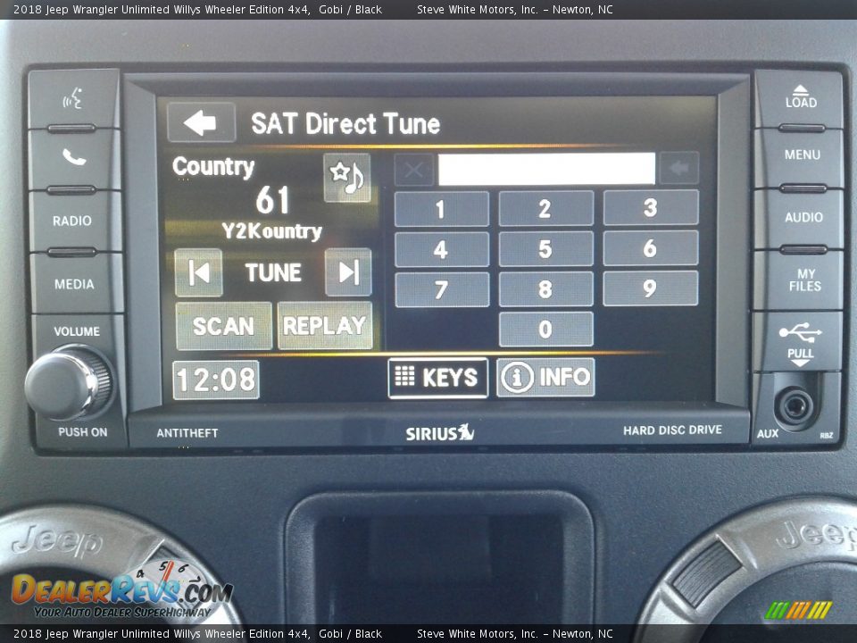 Controls of 2018 Jeep Wrangler Unlimited Willys Wheeler Edition 4x4 Photo #20
