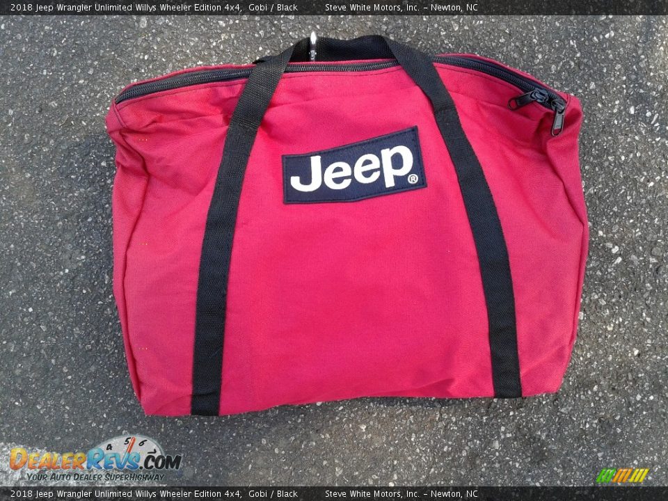 Tool Kit of 2018 Jeep Wrangler Unlimited Willys Wheeler Edition 4x4 Photo #29