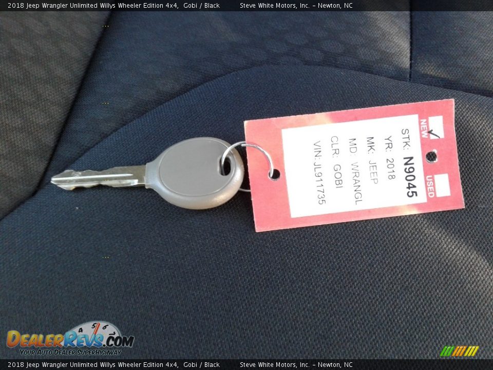 Keys of 2018 Jeep Wrangler Unlimited Willys Wheeler Edition 4x4 Photo #30