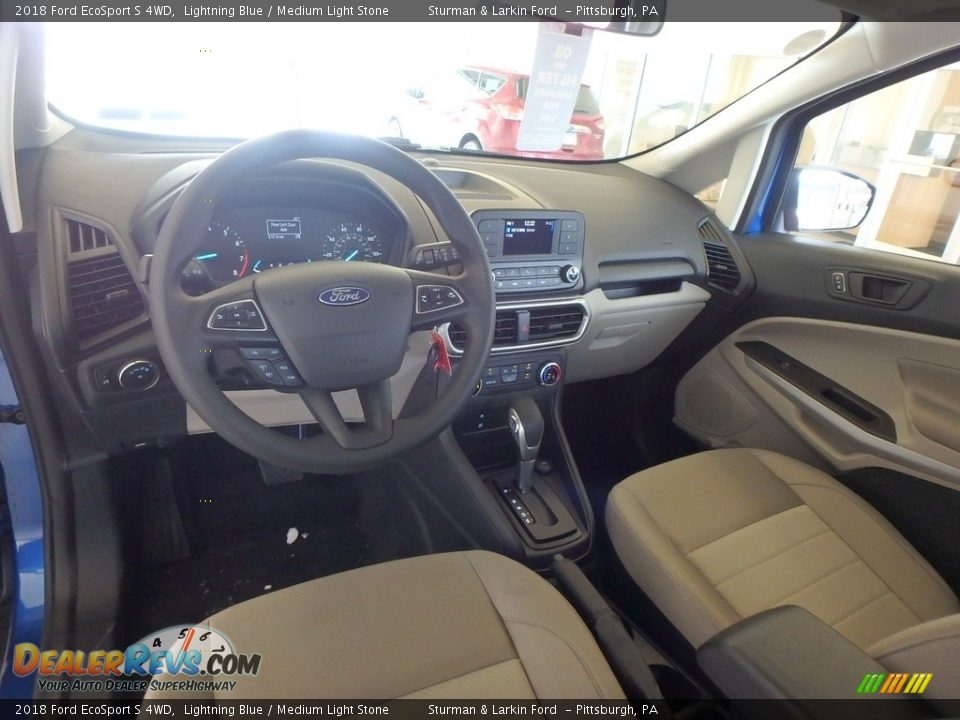 Dashboard of 2018 Ford EcoSport S 4WD Photo #8