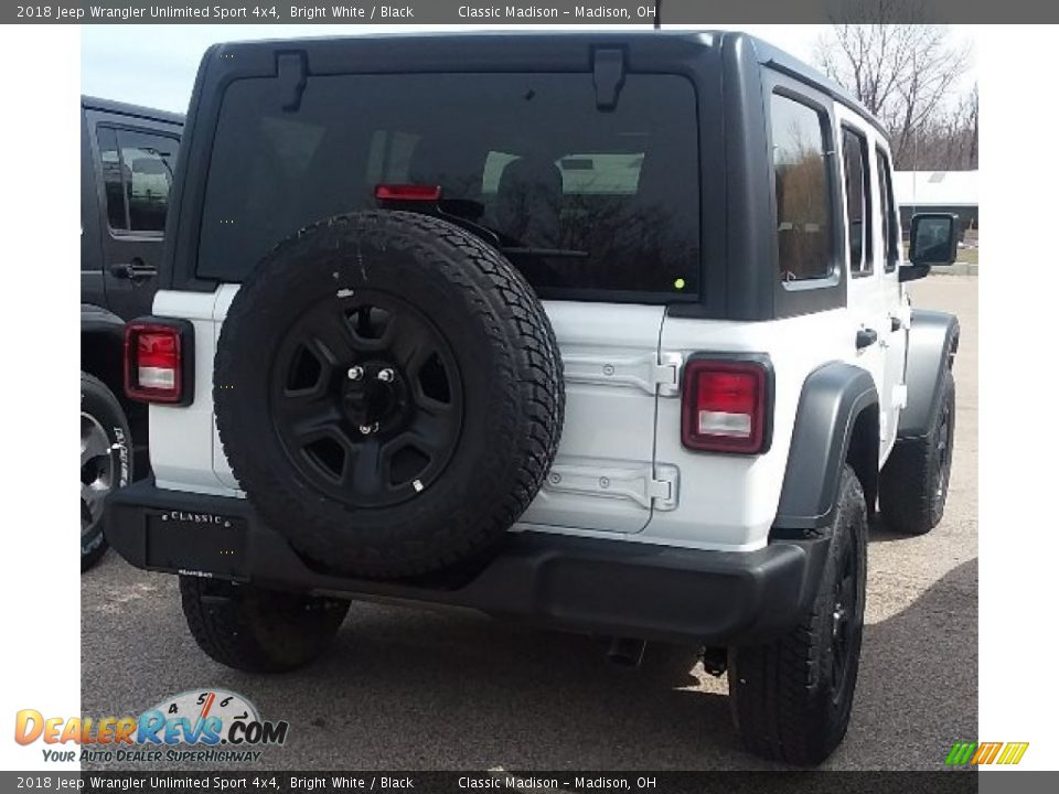 2018 Jeep Wrangler Unlimited Sport 4x4 Bright White / Black Photo #2