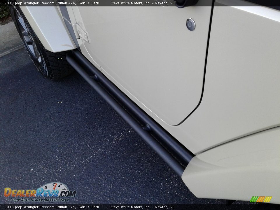 2018 Jeep Wrangler Freedom Edition 4x4 Gobi / Black Photo #28