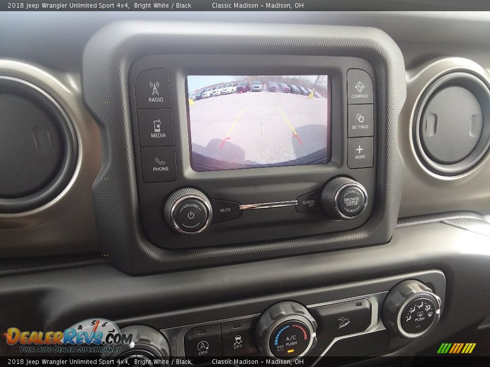 2018 Jeep Wrangler Unlimited Sport 4x4 Bright White / Black Photo #9