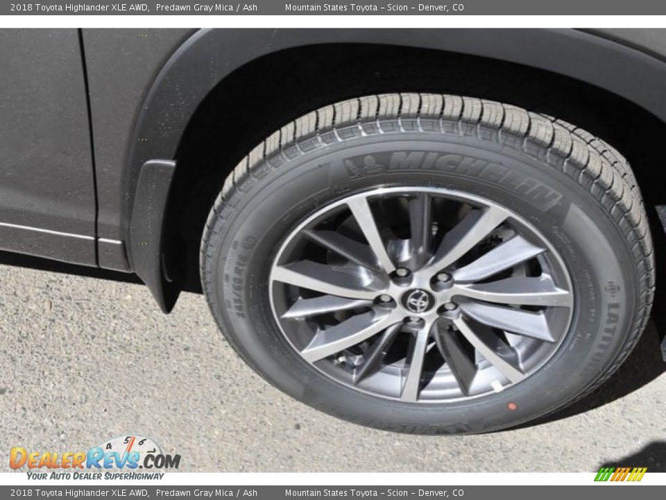 2018 Toyota Highlander XLE AWD Predawn Gray Mica / Ash Photo #10