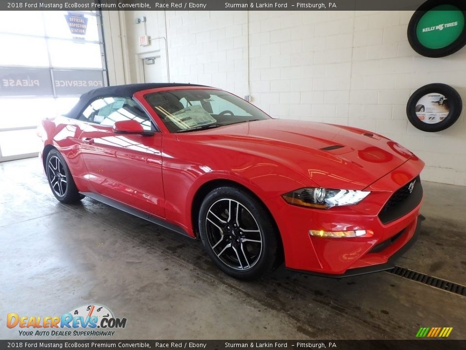 Front 3/4 View of 2018 Ford Mustang EcoBoost Premium Convertible Photo #1