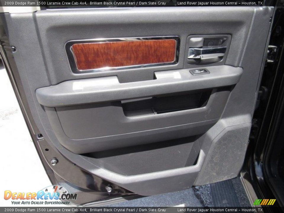 2009 Dodge Ram 1500 Laramie Crew Cab 4x4 Brilliant Black Crystal Pearl / Dark Slate Gray Photo #24