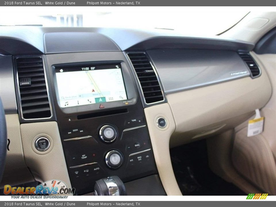 2018 Ford Taurus SEL White Gold / Dune Photo #13