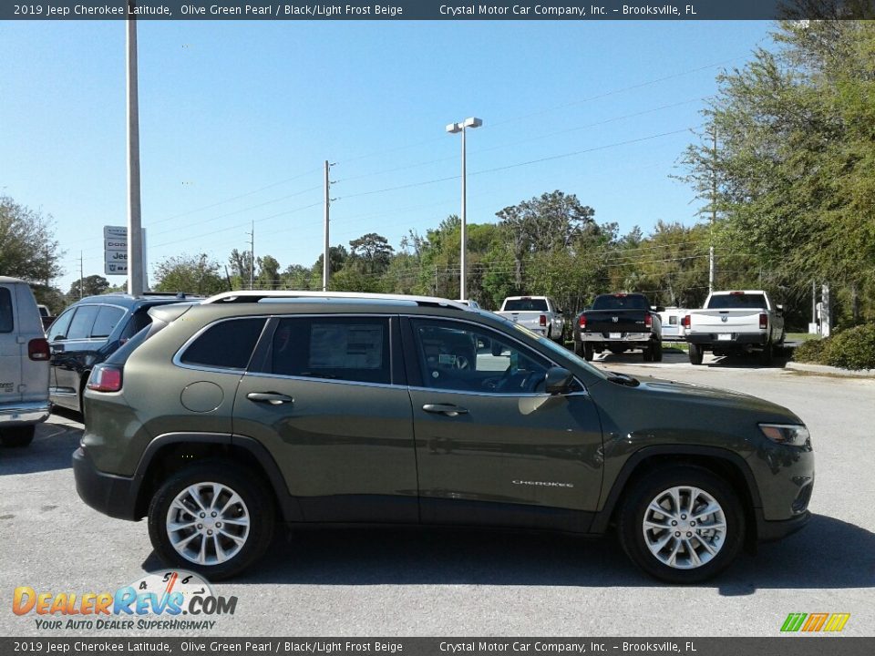 2019 Jeep Cherokee Latitude Olive Green Pearl / Black/Light Frost Beige Photo #6