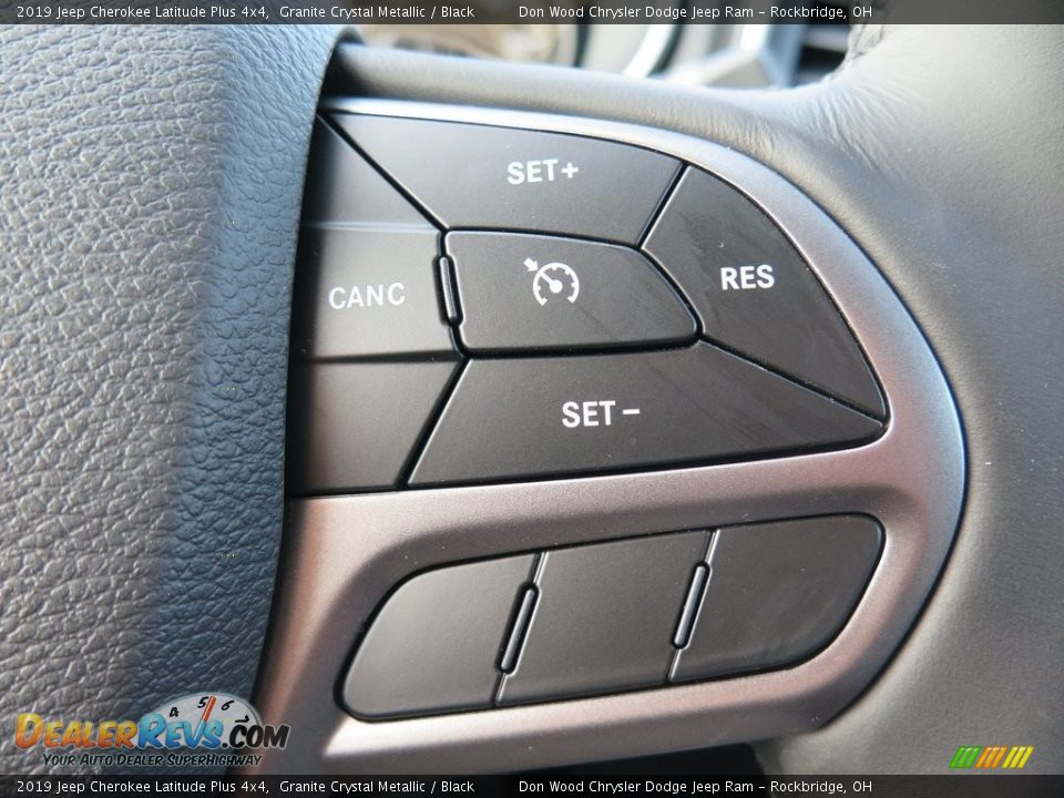 Controls of 2019 Jeep Cherokee Latitude Plus 4x4 Photo #31