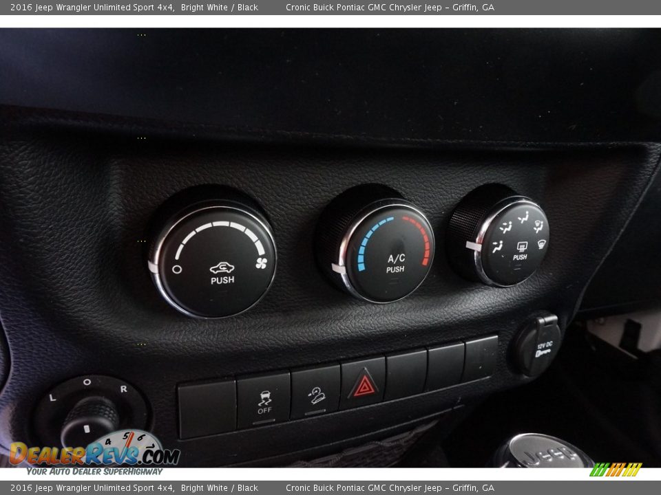 2016 Jeep Wrangler Unlimited Sport 4x4 Bright White / Black Photo #8