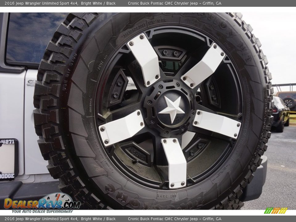 2016 Jeep Wrangler Unlimited Sport 4x4 Bright White / Black Photo #17