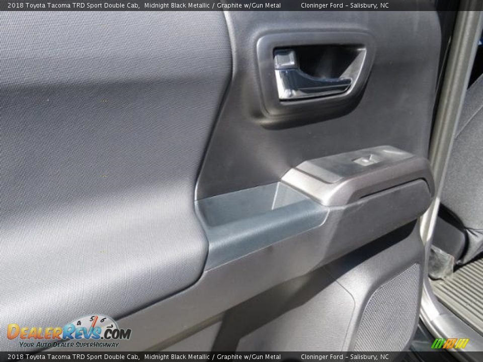 2018 Toyota Tacoma TRD Sport Double Cab Midnight Black Metallic / Graphite w/Gun Metal Photo #7
