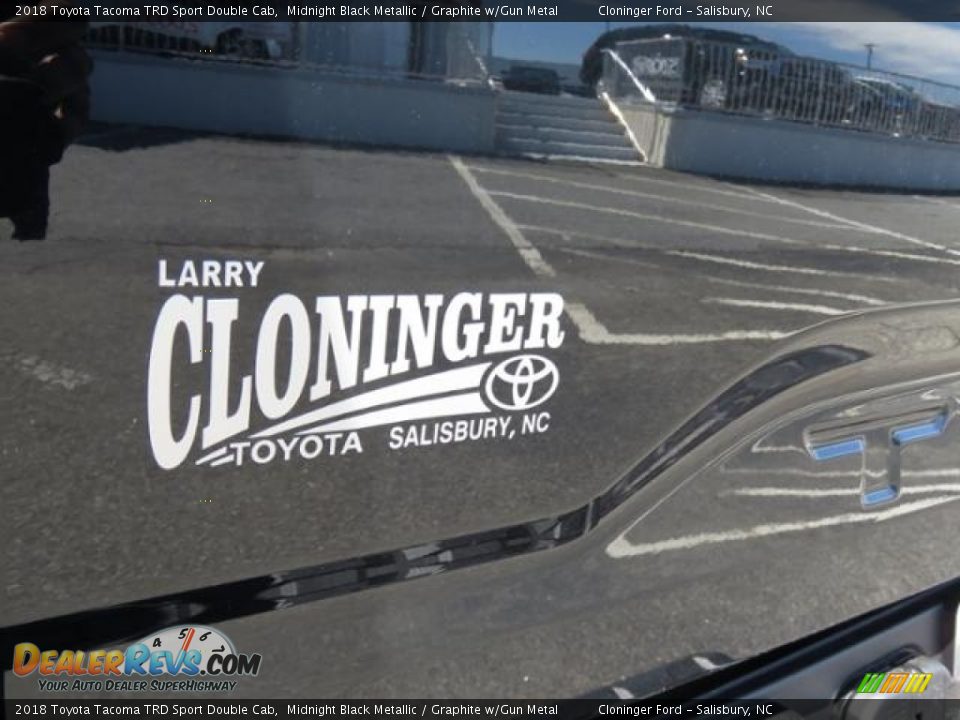 2018 Toyota Tacoma TRD Sport Double Cab Midnight Black Metallic / Graphite w/Gun Metal Photo #27